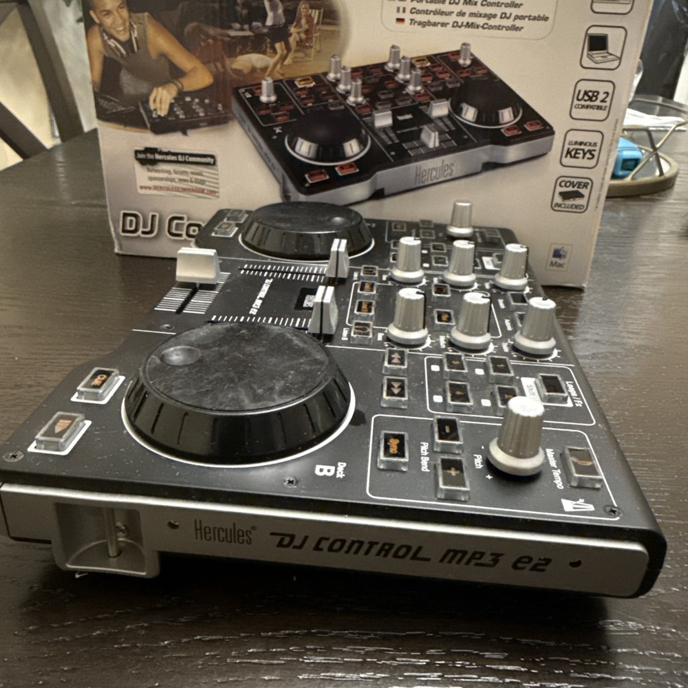 Hercules DJ Control MP3 e2 USB DJ Controller - Complete in Box (CIB)
