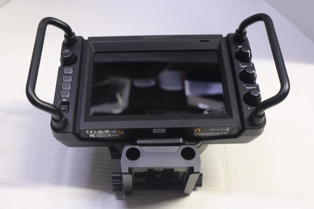 Blackmagic Design Studio Camera 4K Plus