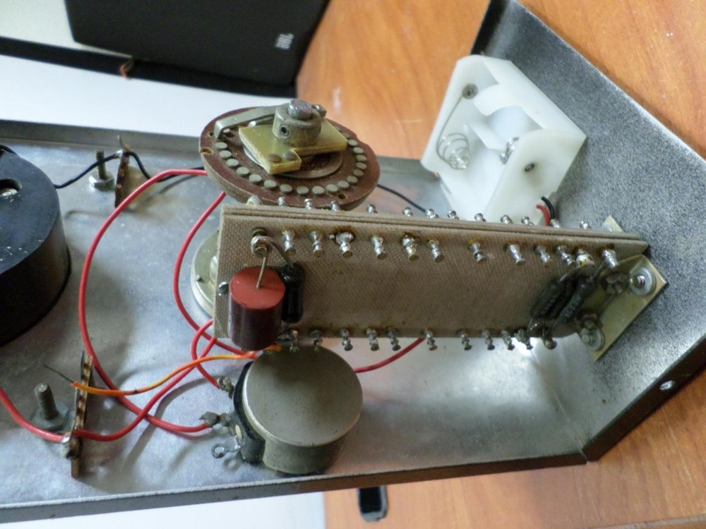 Vintage Simpson Model 29 Direct Current Volt Meter