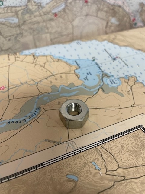 Universal #260725 Cylinder Head Nut