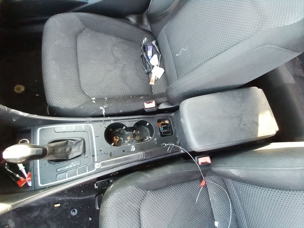2015 PASSAT Spare Tire Jack With Tools (12582938