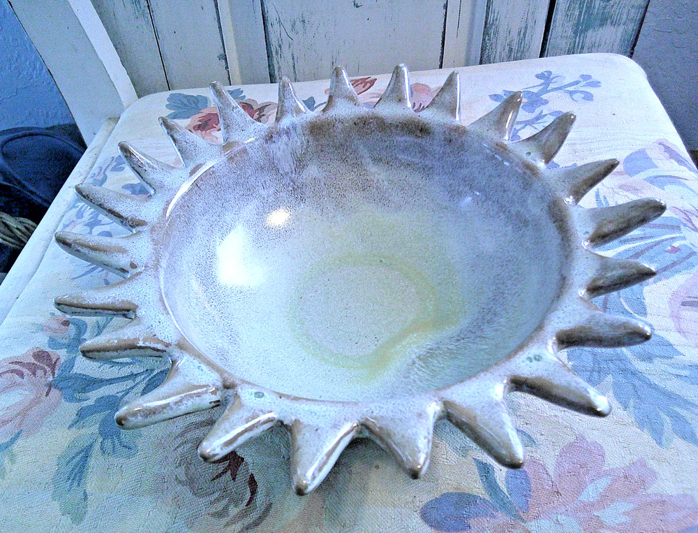 Stoneware Glazed Sunburst Shaped Serving Centerpiece-Bowls