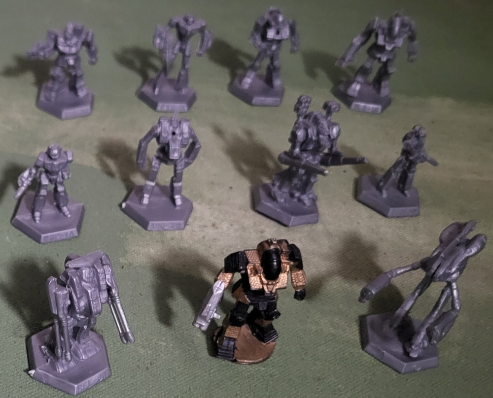 lot: 1 Ral Partha: Battle Master + 10 plastic Battletech third 3rd ed. figures