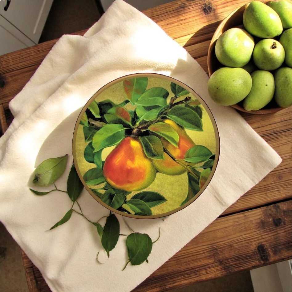 Harry & David 6.5 in Round Pear Kitchen Art Empty Gift Box