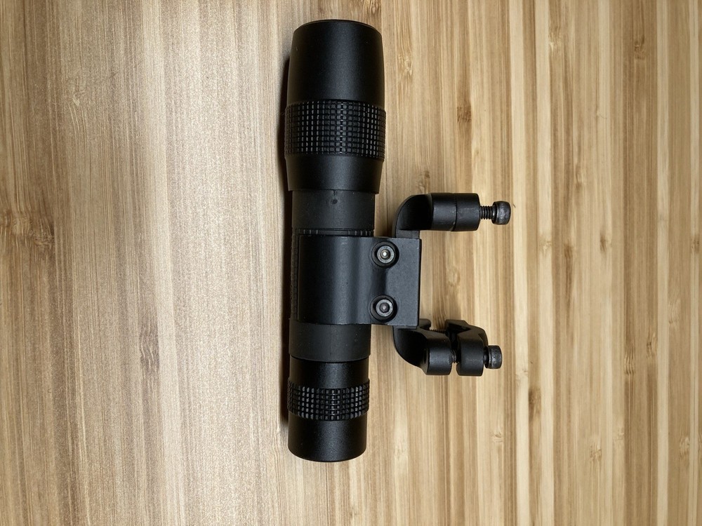 Aimshot Flashlight With Rifle Barrel Mount
