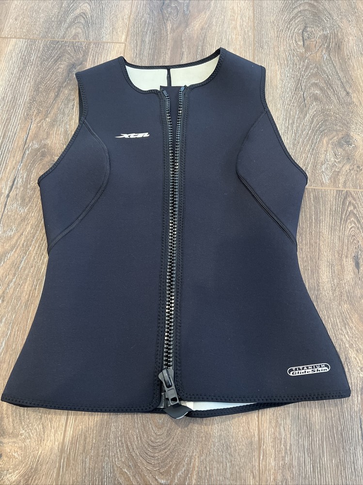 XCEL Black Wetsuit Vest Size 8 Neoprene Laminated Never Used!!!!￼