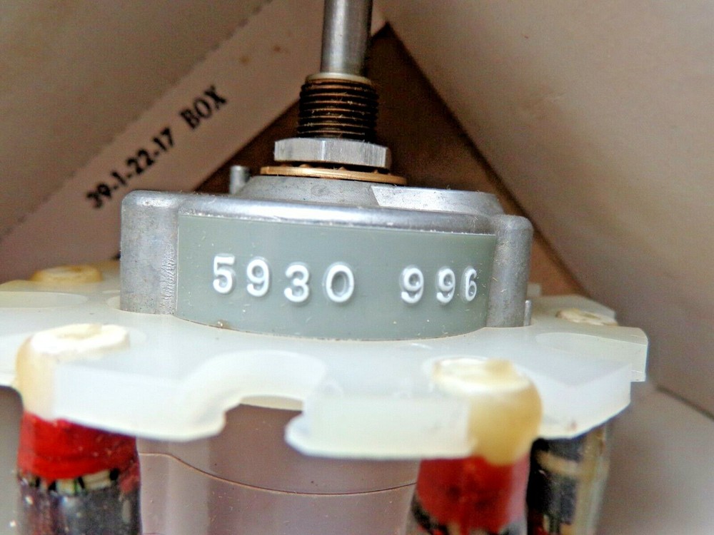 LEED & NORTHRUP 5930-996-4335 NT ROTARY SWITCH