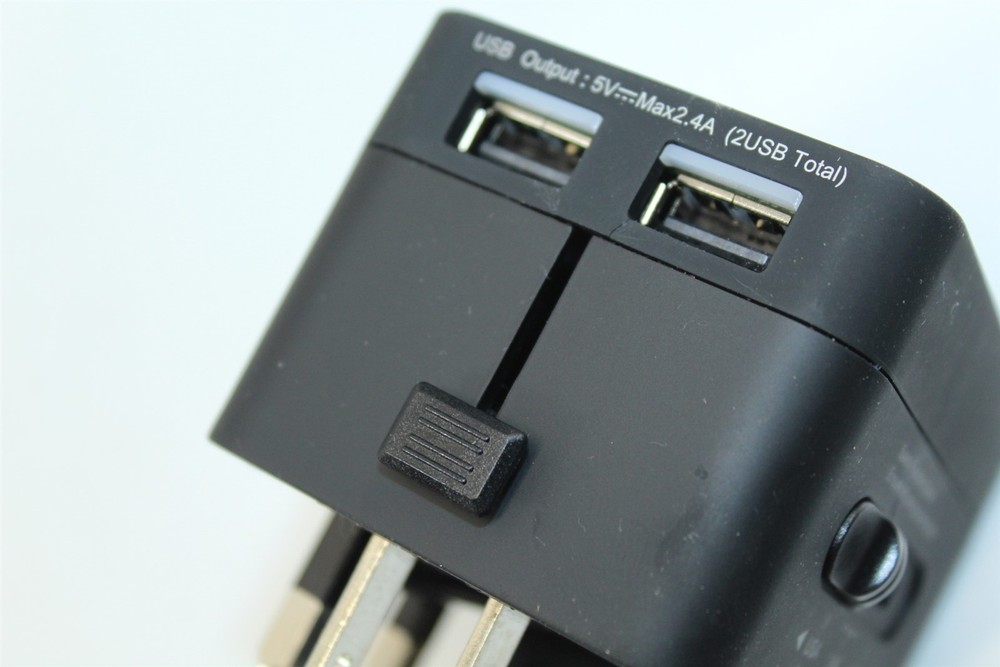 Power Adapter Travel Kit Multi Use With Soft Case & Instructions