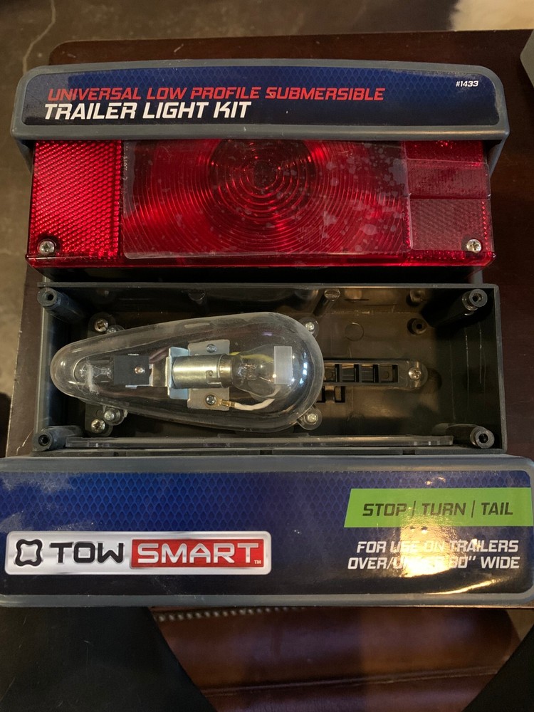 TRAILER LIGHT KIT universal low profile submersible TowSmart 1433 stop/turn/tail