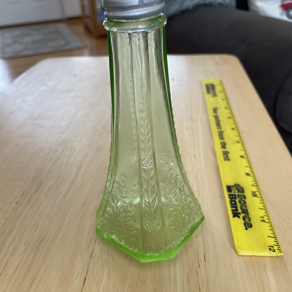 1920s Uranium Glass~Anchor Hocking Princess~Shaker Vaseline~Nice!