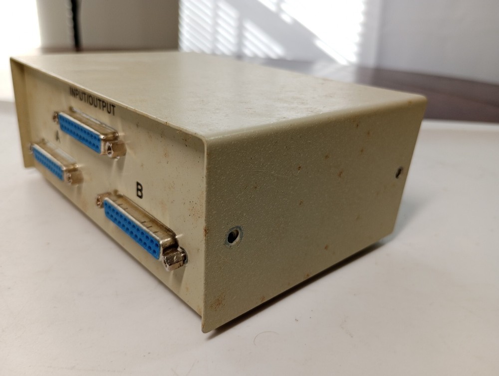 Vintage Manual Data Switch in original packaging not tested