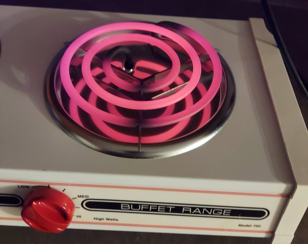 Buffet Range Plus By Munsey Model 702 Portable Tabletop 2 Burner Original Box