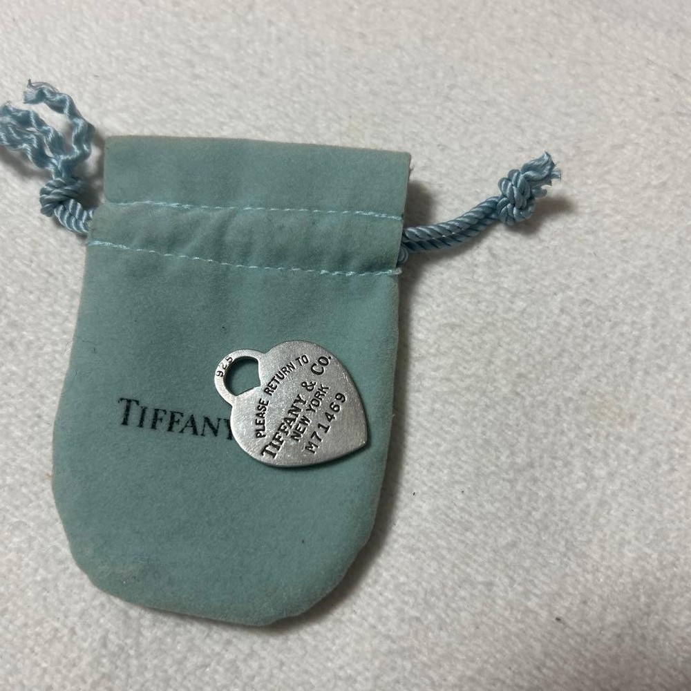 Tiffany & Co. Heart-shaped charm
