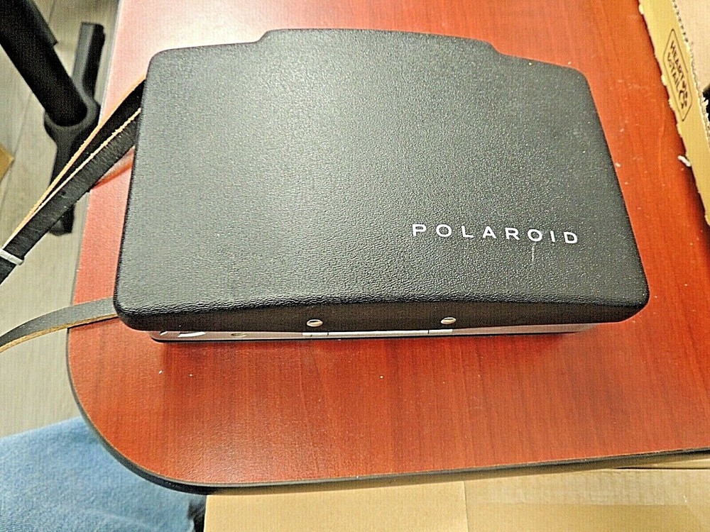 Vintage Classic Polaroid Land Camera Automatic 100