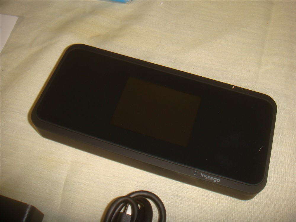 INSEEGO MIFI 5G M2000 BLK KIT -READ!