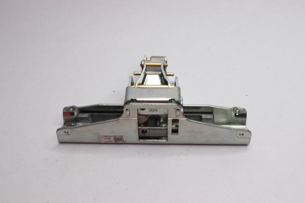 Yale Latch Assembly 60-7010-0365-0485