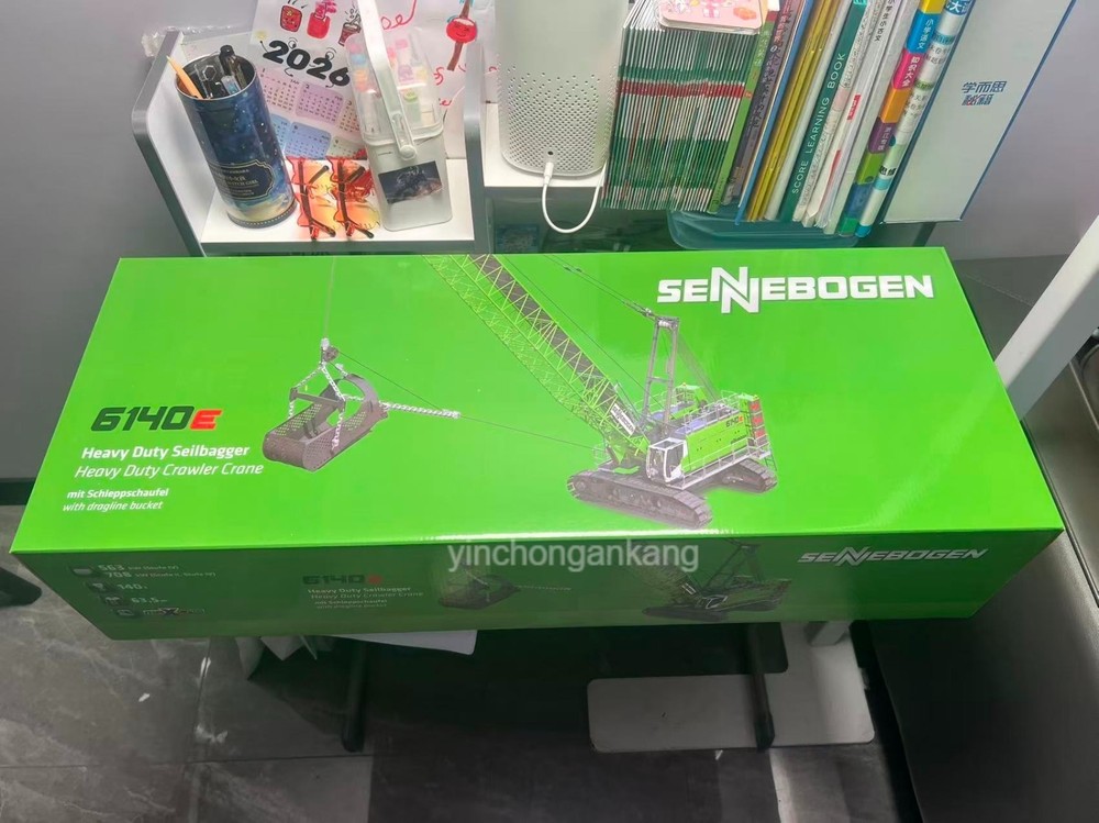 Sennebogen 6140E HD Crawler Crane Clamshell - Ros 1:50 Scale Model
