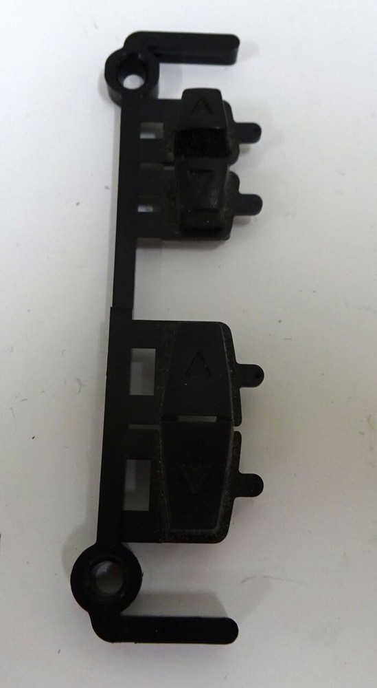 Yamaha PSR-330/530 Left of Display Button Assembly