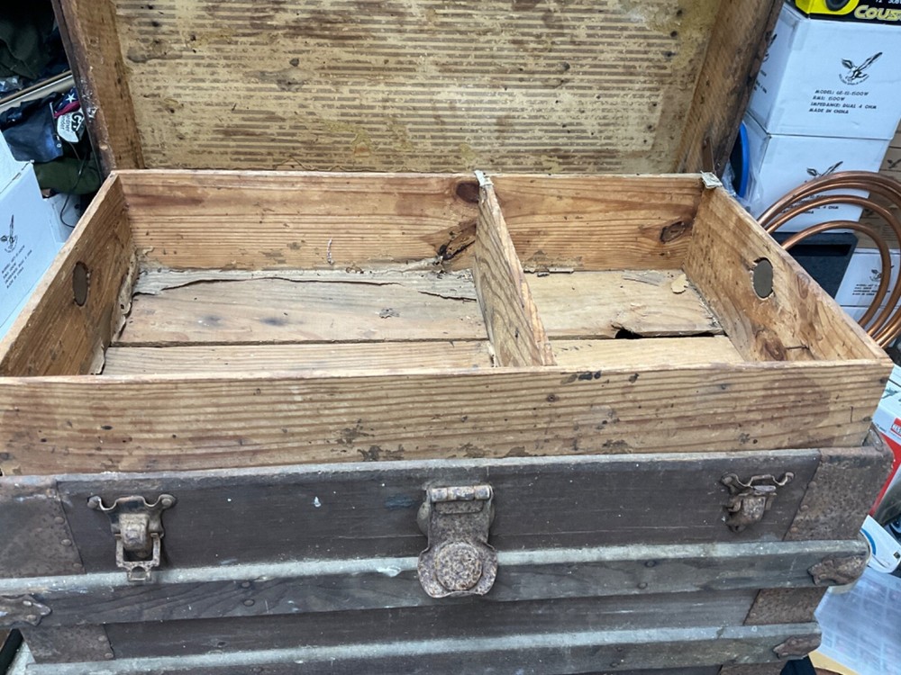 Vintages Trunk