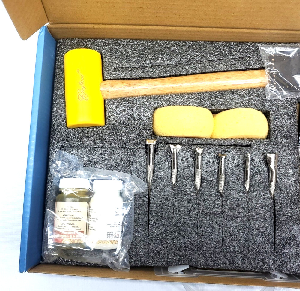 Tandy Basic Stamping Leather Set 1 ~ Includes 5 Leather Projects