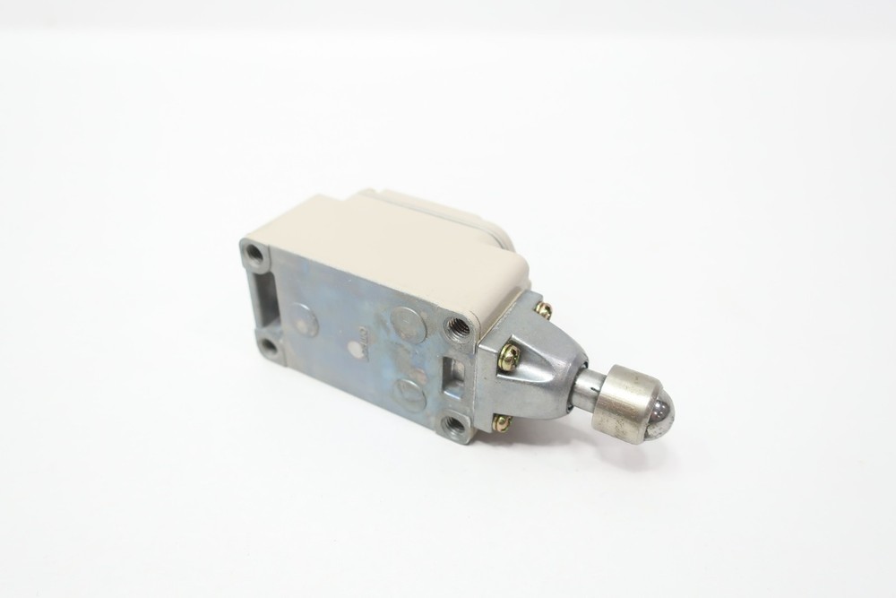 Omron WLD3-LD3 Limit Switch 24v-dc