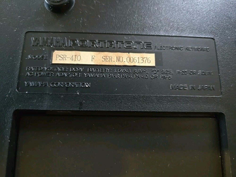 Yamaha PSR-410 Electronic Keyboard