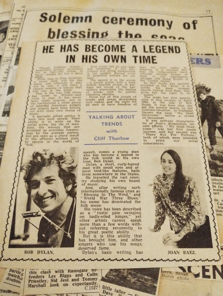 Sk238 Ephemera 1967 article Bob Dylan Joan Baez