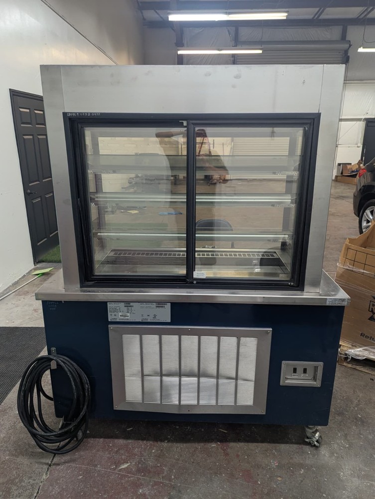 Assorted Restaurant Equipment
