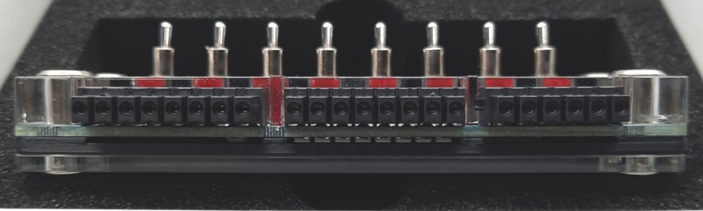 OnRobot 104615 Gripper Computer Digital I/O Tester, 8x Inputs, 8x Outputs