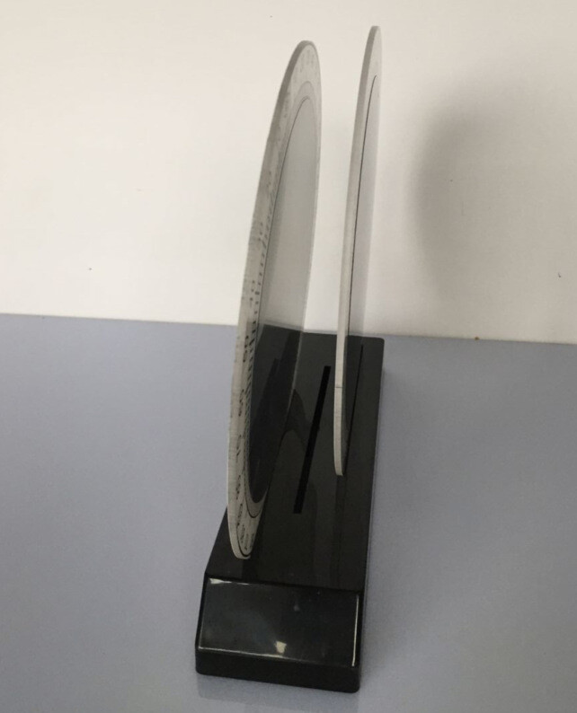 Polarization of light Polarizing Tablet Experimental Polarizing Tablet Show