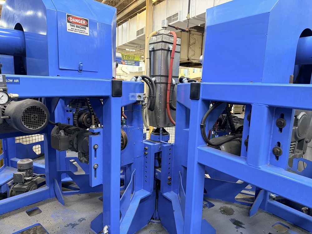 Ferry RS4-3300 Rotomold Machine