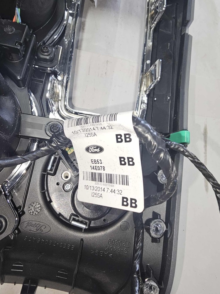 11 12 13 14 15 FORD EXPLORER Cup Holder