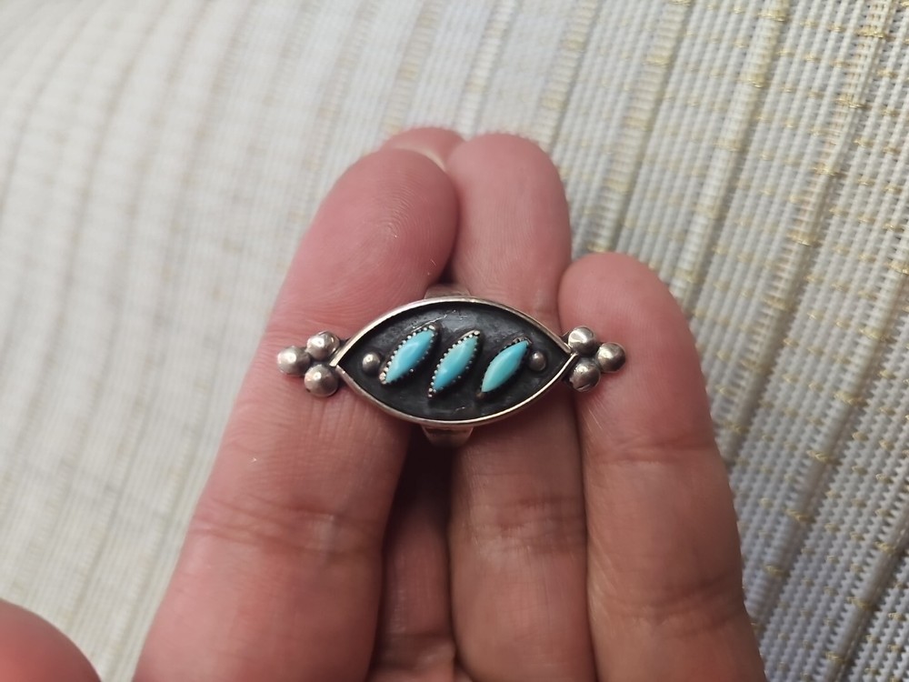 Zuni Sterling Silver Turquoise Needlepoint Ring Size 5.5 Vintage, Unmarked