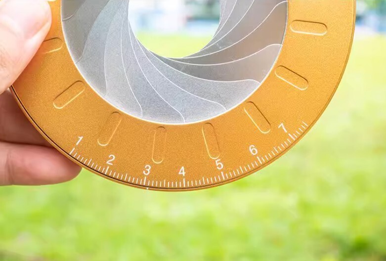 Woodworking drawing tool ruler Rotating telescopic precise circle drawing tool
