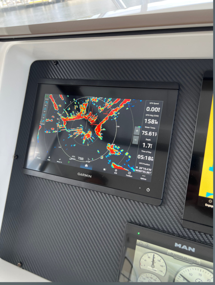 Garmin GPSMAP 8612 Chartplotter GN+