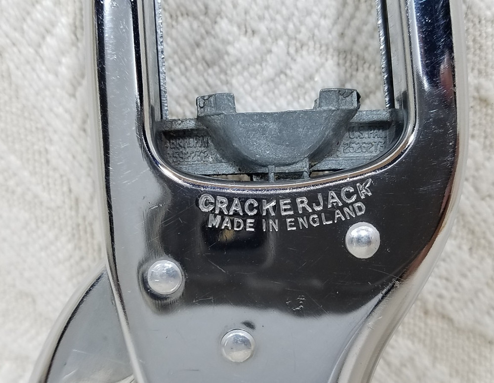 VINTAGE 3 In One CRACKERJACK NUTCRACKER ICE CRACKER CLAW CRACKER MADE IN ENGLAND