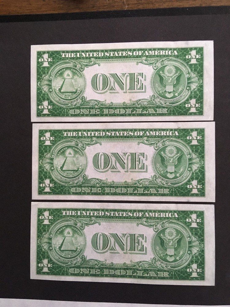 $1 Silver Certificate 1935 double date Three Consecutive Notes uncirculated