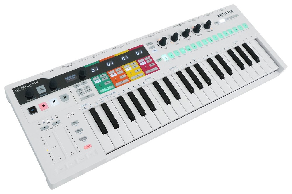 Arturia Keystep Pro Sequencer 37-Key USB DJ/Recording Keyboard Controller+Stand