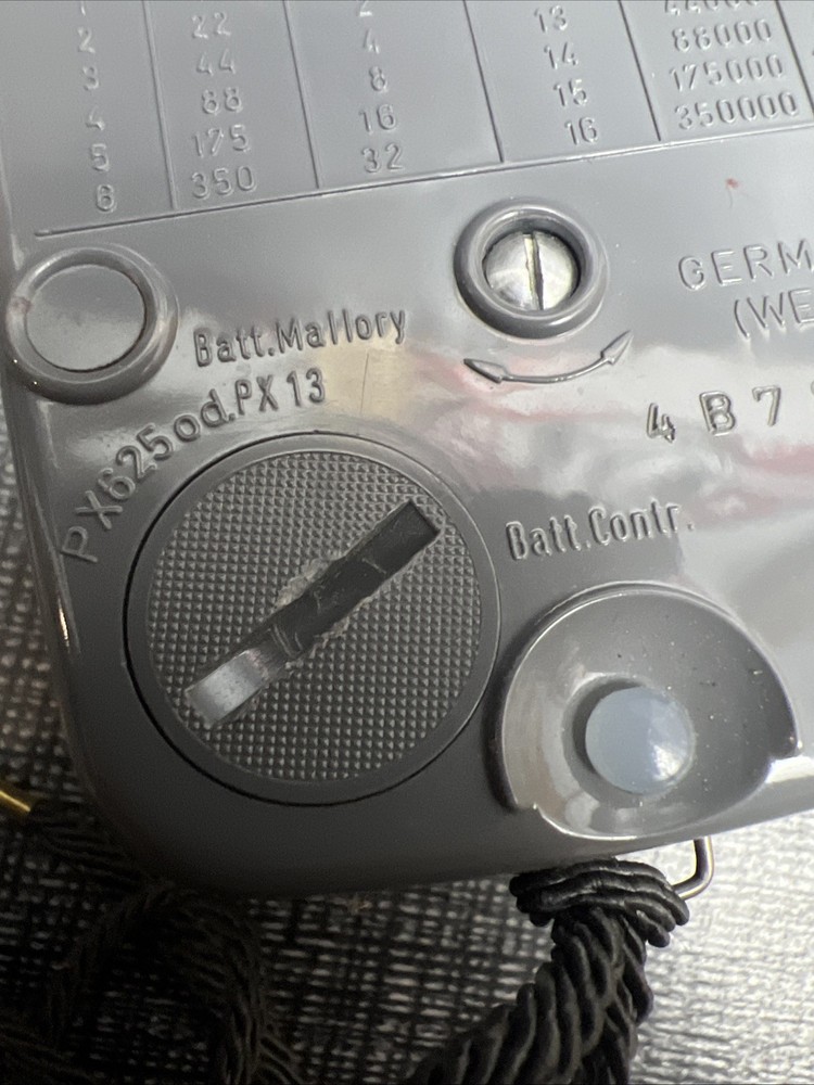 Gossen Super Pilot CdS Light Meter w/ Case - Untested