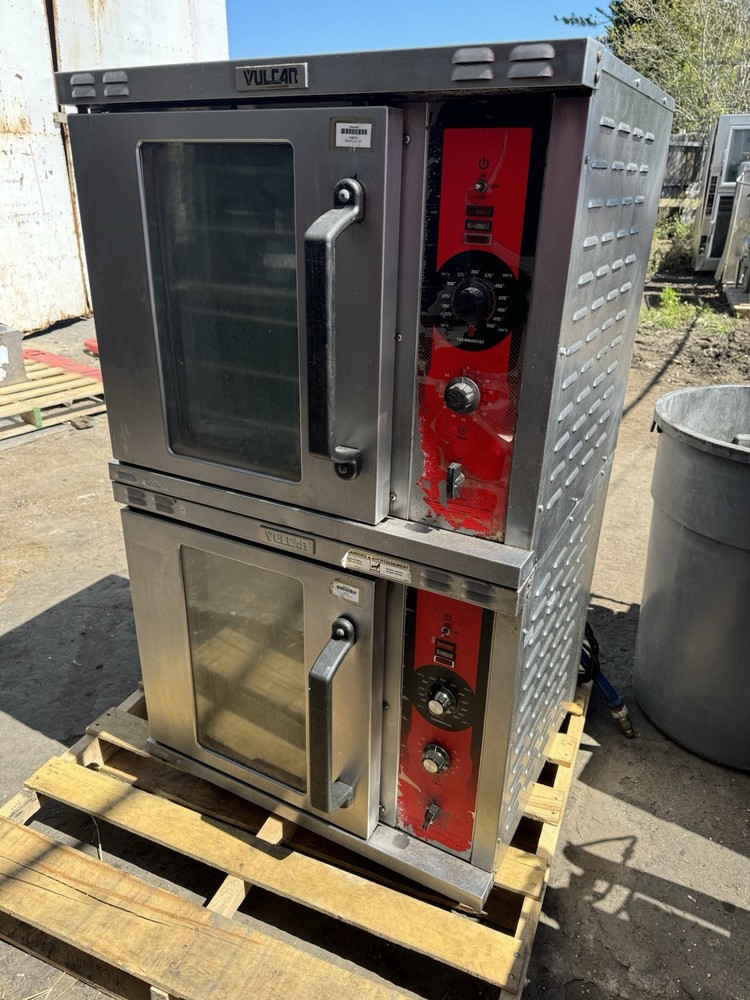 Vulcan Model GC02D Half Size Nat Gas Double Stack Convection Oven