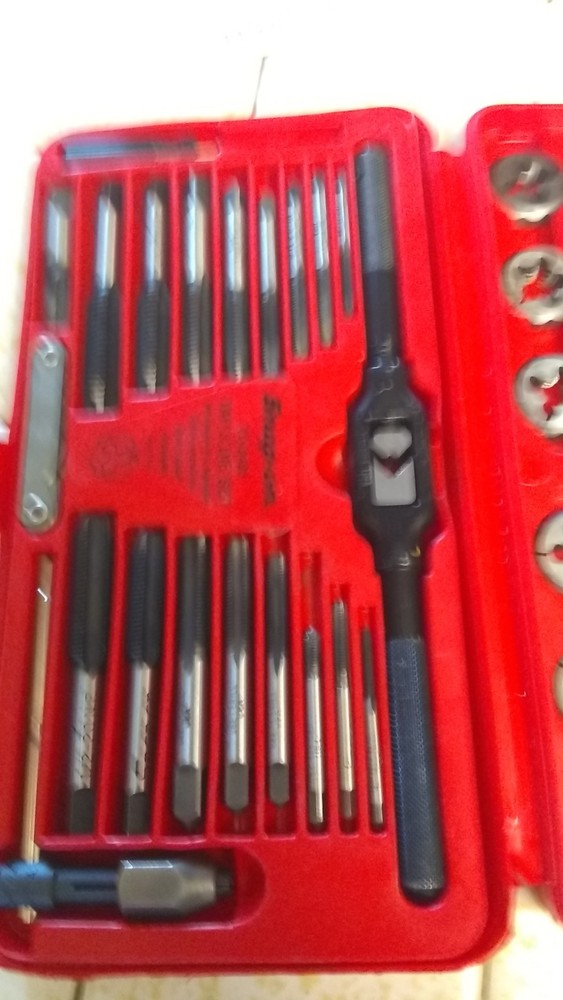 TMD2425 Snap-on tap and die set, standard