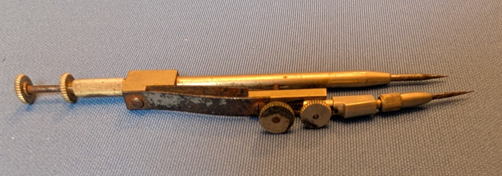 Vtg drafting tool compass, 4 1/2" long