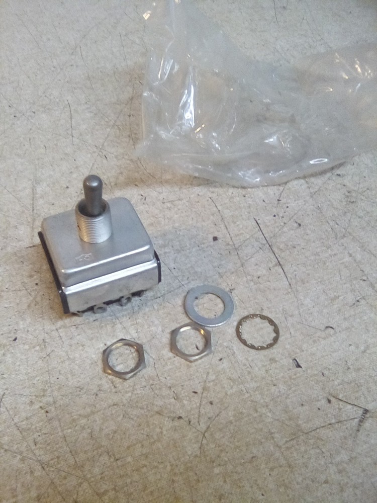 Eaton Cutler-Hammer 7661K6 Toggle Switch On On