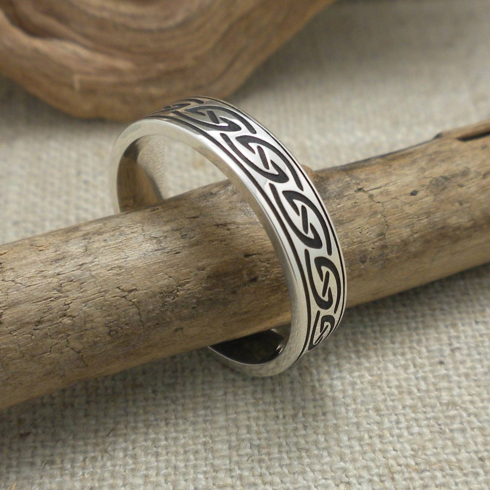 IRISH STERLING SILVER CELTIC KNOT WEDDING RING Oxidized IRISH BORU SIZE 6 or 9