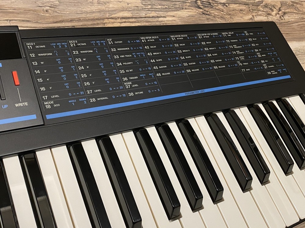 Korg Poly-800 II Additive Square Waveform Polyphonic Synthesizer 49 Keys Clean