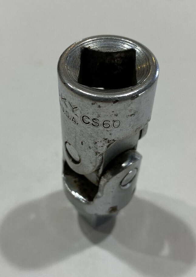 Husky 1/2" Drive CS60 Swivel Socket