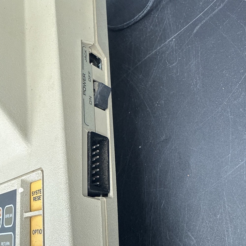 Atari 400 Computer System For Parts Or Repair