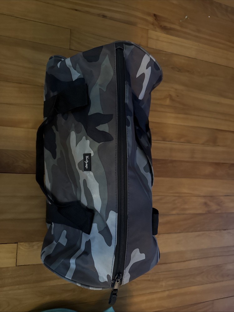 Thirty One Rec Duffle Bag Camo Embroidered