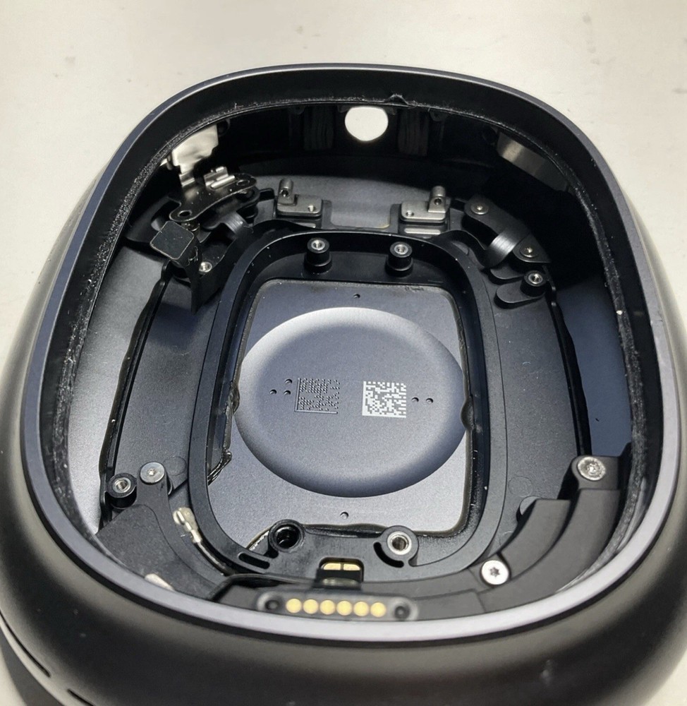 Apple AirPods Max Replacement Empty Outside Shell Housing [Left] SILVER