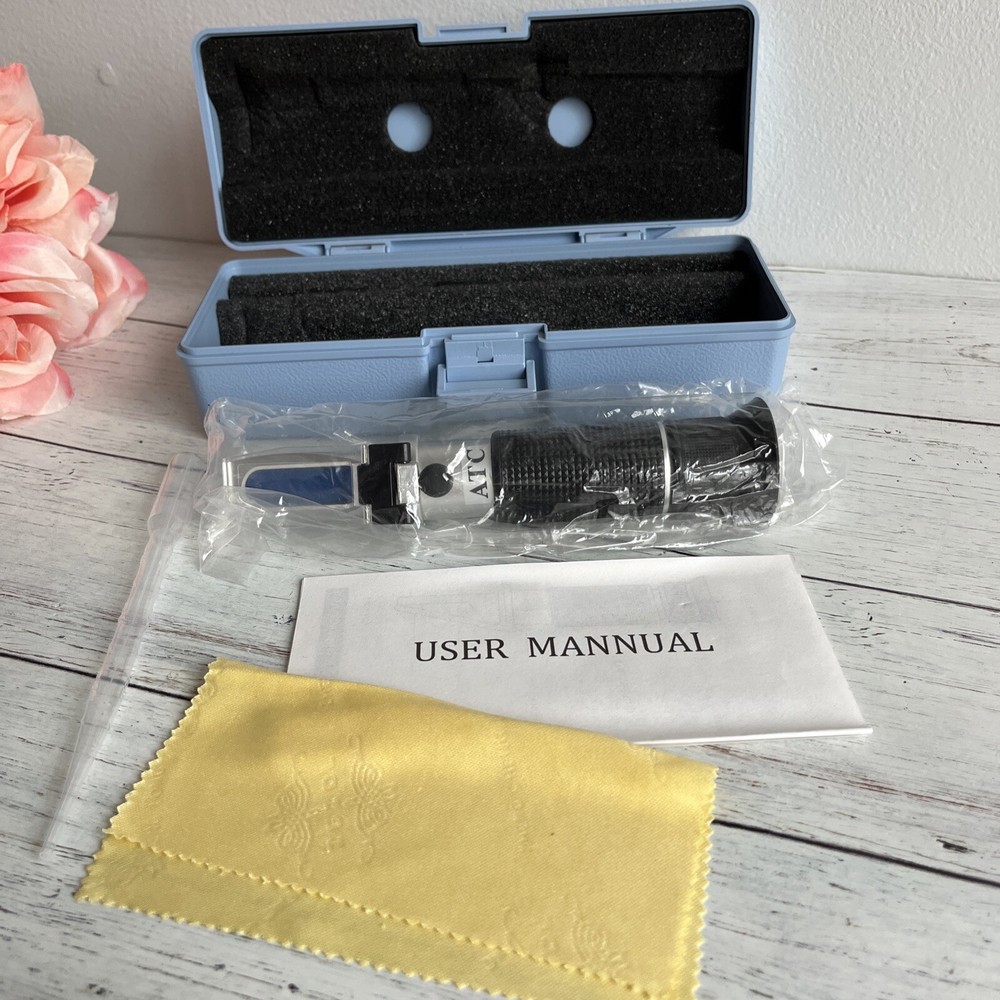 ATC PORTABLE HAND HELD Salinity REFRACTOMETER Agtech No Batteries Required! NEW